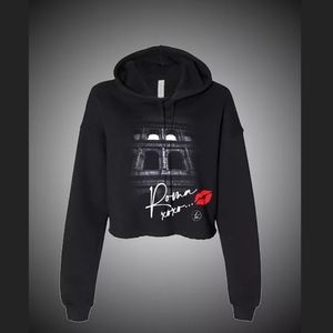Roma 💋 Cropped sweatshirt! Lightweight, stylish